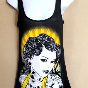 Black and White Fitted Graphic Tank Top